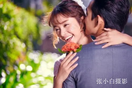三亚哪家婚纱照摄影性价比高 三亚拍婚纱照要注意什么