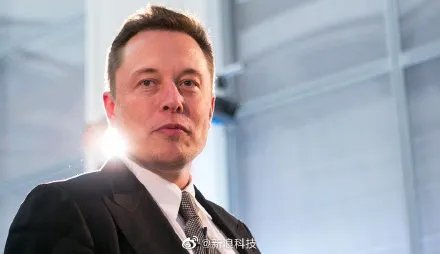 马斯克身家大飞跃：超越股神巴菲特为全球第七大富豪！