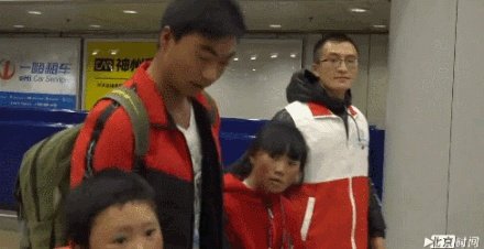 冰花男孩上北京,是帮助还是捧杀?