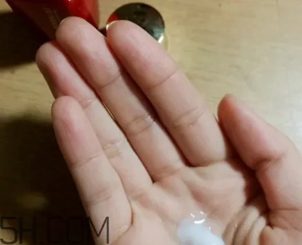 avenir艾文莉是什么牌子?高丝艾文莉和雪肌精哪个好?