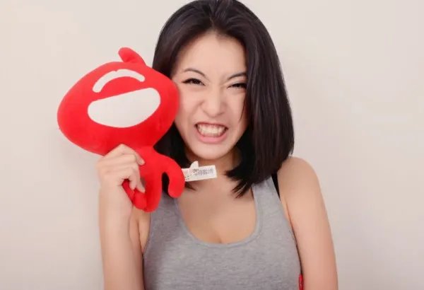 让子弹飞被欺凌女子扮演者