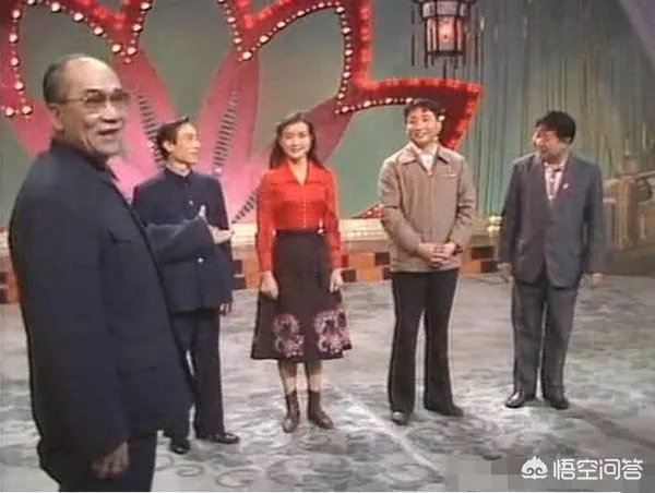 如何看待黄一鹤导演葬礼冷清的事实?
