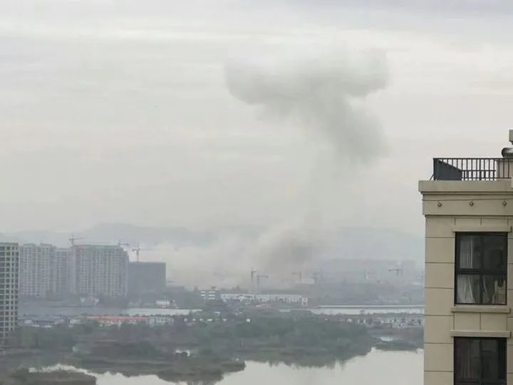 宁波江北区李家西路发生爆炸是真的吗？